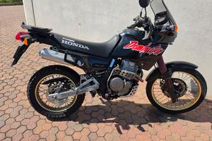 Honda Dominetor 650 