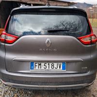 RENAULT GRAN SCENIC