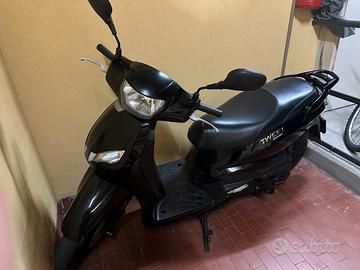 Peugeot Tweet 50