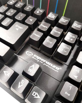 Lotto gaming pc, kit tastiera, microfono, mousepad