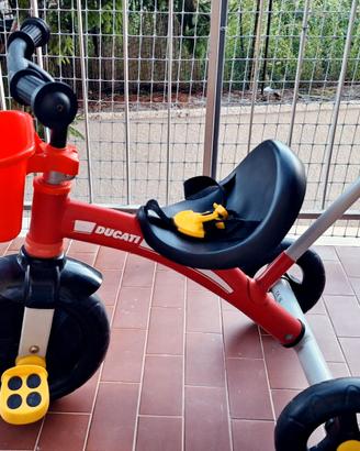 Triciclo Chicco ducati