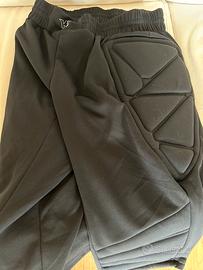 Pantalone e calzettoni portiere e calzettoni