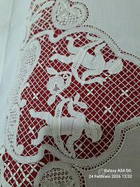 Lenzuola matrimoniale ricamato a tombolo 