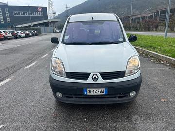 Renault kangoo dci 5 posti