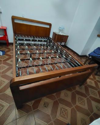 Struttura letto una piazza e mezzo in legno