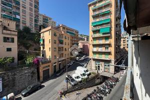 3 LOCALI A GENOVA