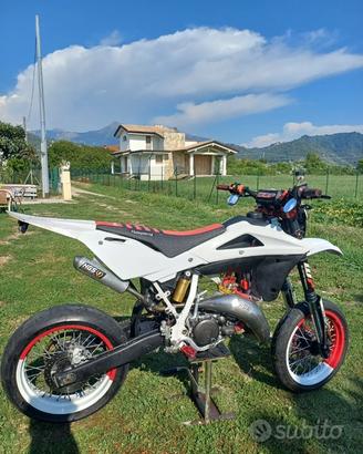 Husqvarna sm/cr 125