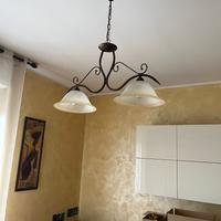 Lampadario in ferro battuto