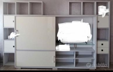 parete moderna attrezzata 