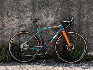 Wilier Triestina Jaroon – Gravel in acciaio