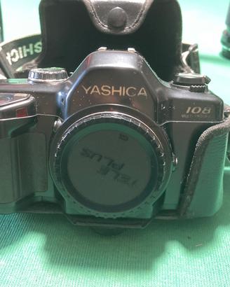 Macchina fotografica analogica Yashica 108 multi p