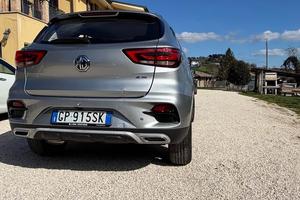 MG ZS 1.0 turbo benzina automatica luxury