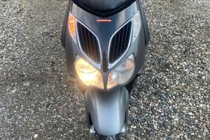 Aprila sportcity 200