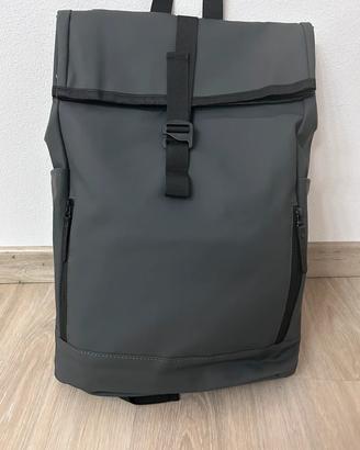 Zaino Roll Top impermeabile grigio – Moderno e cap