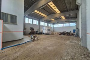 CAPANNONE A PEDRENGO