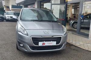 Peugeot 5008 1.6 Diesel 7 posti Neopatentati