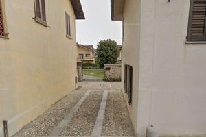 Villa a Usmate Velate