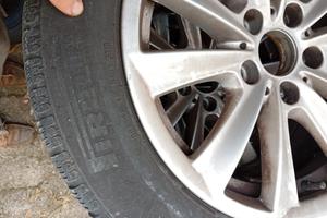 cerchio e gomme invernali BMW serie 5 
