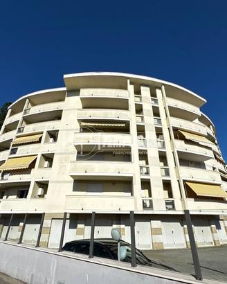 DUPLEX CON GARAGE
