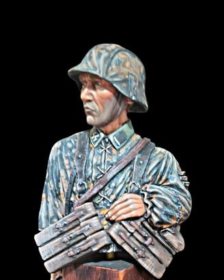 busto colorato resina 1/10 soldato tedesco WWII