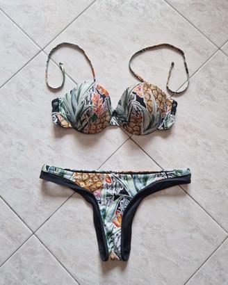 Bikini donna Oysho con ananas e frutta