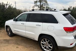 GRAND CHEROKEE anno 2014 € 8.500