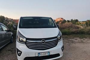 opel vivaro biturbo