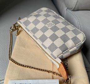 Mini pochette accessorie Louis Vuitton