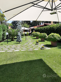 Villa con giardino