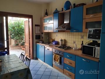 Appartamento con terrazzo/giardino a Paola