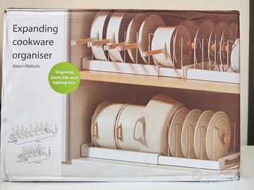Organizer estensibile per pentole e padelle