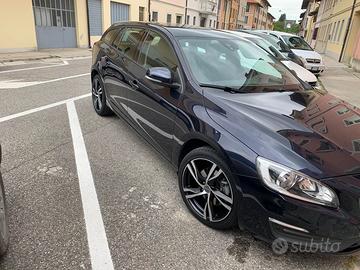 VOLVO V60 D3 GEARTRONIC