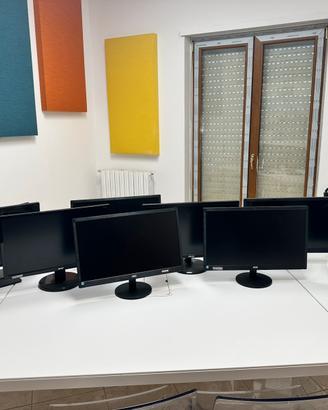 Lotto monitor Pc usati funzionanti (10)