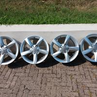 Set 4 cerchi in lega 16" AUDI A4 Avant originali