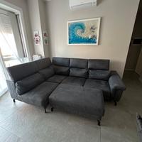 divano e armadio scarpiera Ikea 