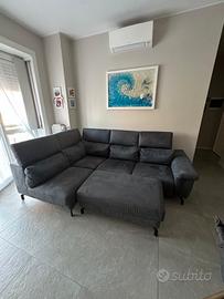 divano e armadio scarpiera Ikea 