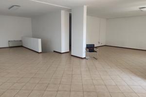 Ufficio vetrinato a Tricesimo