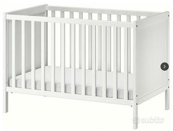 Due lettini IKEA Sundvik con materasso