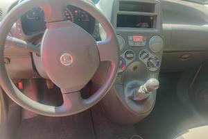 Fiat panda benzina metano 
IDEA ('03'-'12')ypyp
