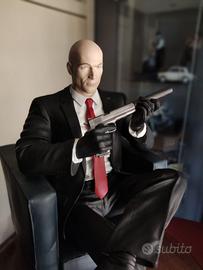 Collector Edition HITMAN - Statua, Artbook, Gadget