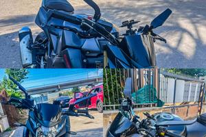 Suzuki gsr 750