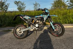 Fantic Motard 125 4t Competition 2020 custom