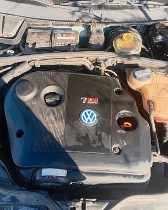 VW Passat 1.9 TDI 2001 Ricambi top, prezzo tratt.