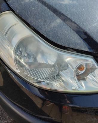 Proiettore destro FIAT SEDICI del 2010