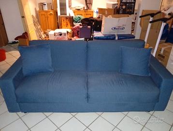 Divano letto blu scuro