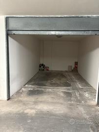 Box zona Santa Lucia faro Bari