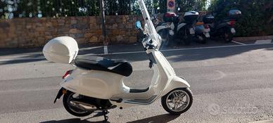 Vespa Primavera 125