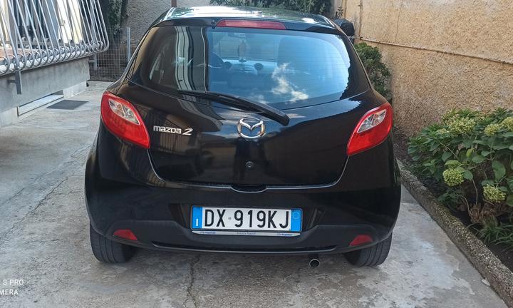 Mazda 2 benz/gpl