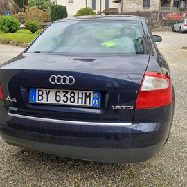 Audi A 4 berlina