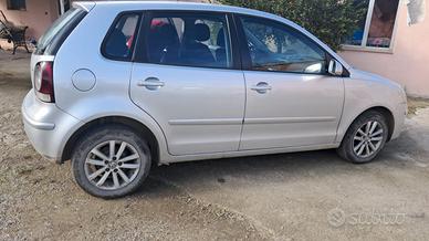 polo volkswagn  1400 TDA Diesel anno 2007